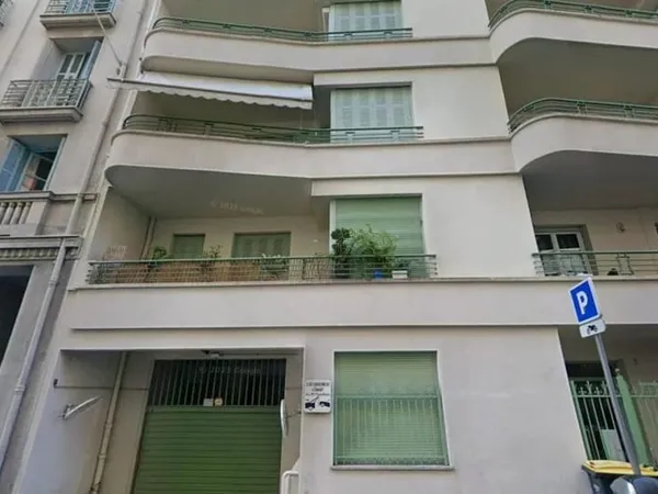 BOX EN SOUS SOL - 5 RUE ST PHILIPPE