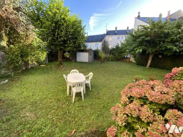 Immeuble 6 pièces 203 m²