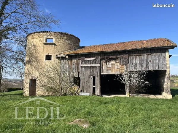 Grange 2 pièces 100 m²