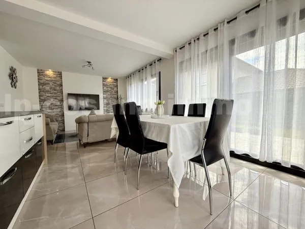Maison 5 pièces 112 m²
