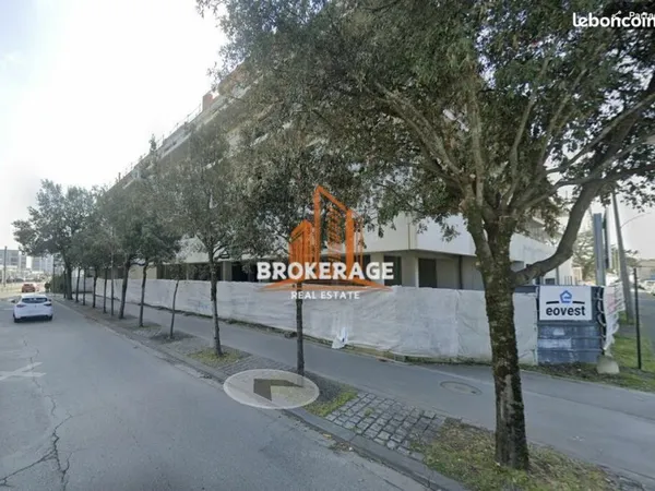 LOCAL COMMERCIAL 148 m² CENON