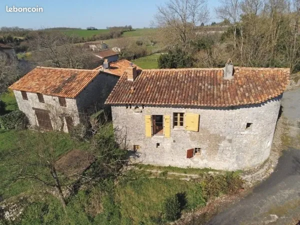 Pavillon De Chasse Rénové Avec Grange et Maison d'Amis : Belles Vues