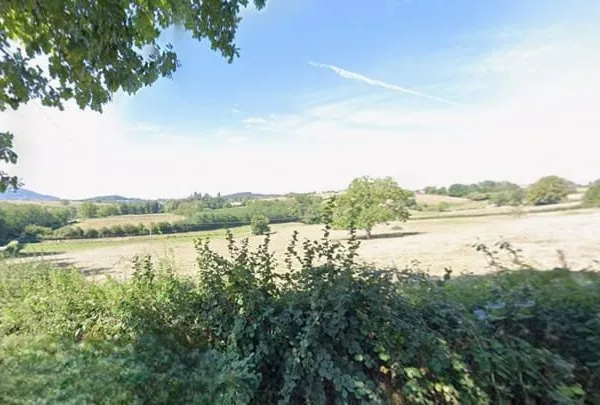 Terrain à Dompierre-les-Ormes (71520) - 34 000 € pour 896 m² en campagne
