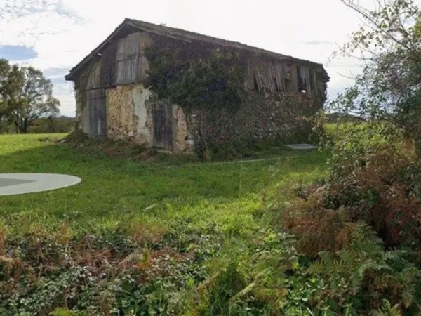 RUINE à reconstruire à l'identique sur 5000m² sur les côteau