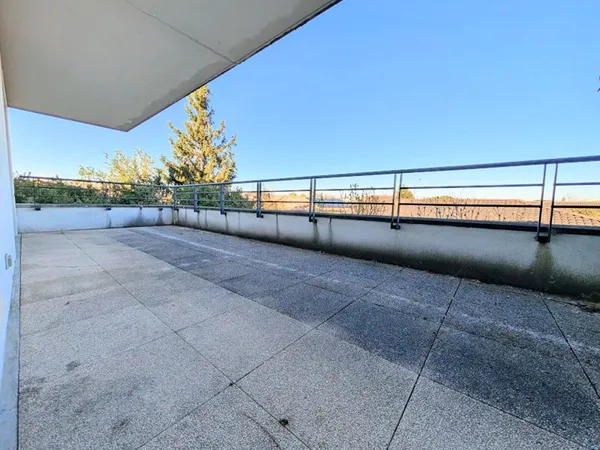 Appartement T2 lumineux avec terrasse et parking , Route de Launaguet, Toulouse
