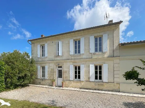 Maison 6 pièces 190 m²