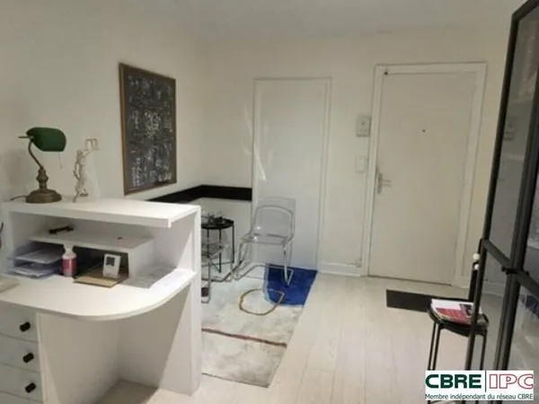 Bureaux 1 pièce 74 m²