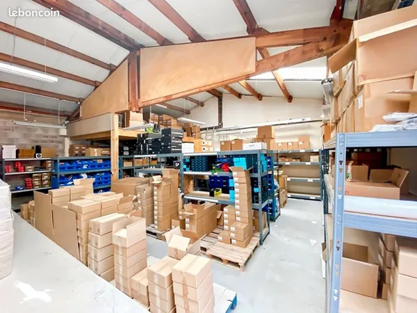 Local commercial 445 m² MARSEILLE