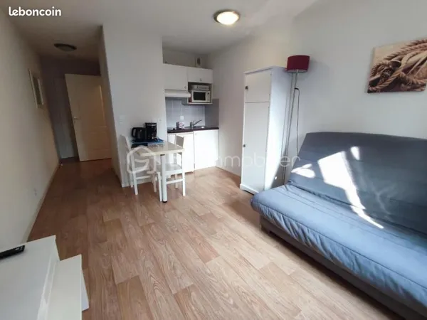 Studio 1 pièce 20 m²