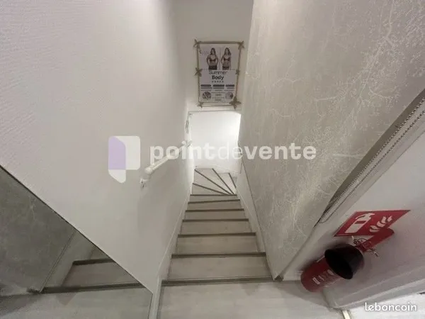 Commerce beauté/coiffure 50 m²