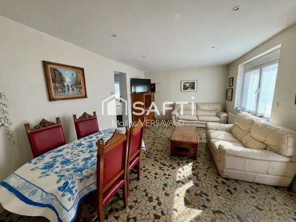 Maison - 6 pièces - 150m2