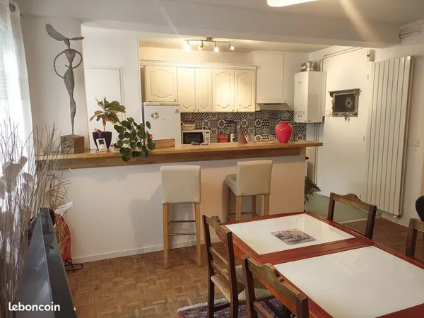 Appartement 3 pièces 61 m² - Garage + Cave - Chauffage gaz récent - Ozoir-la-Ferrière
