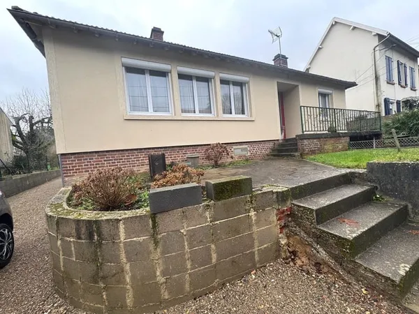 MAISON SUR SOUS-SOL TOTAL A BEAUVAIS