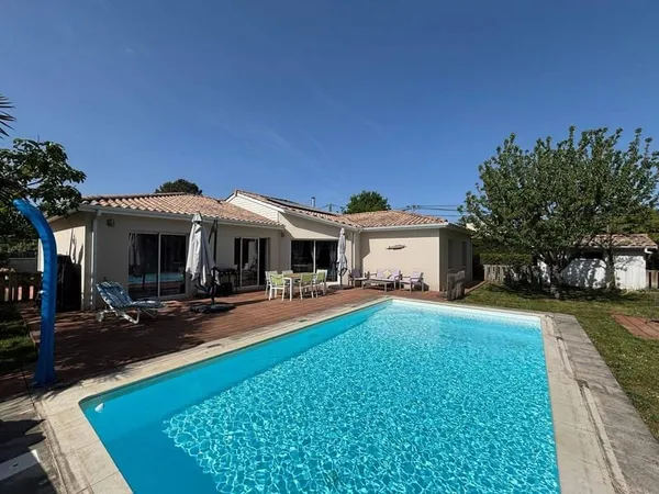 Maison 7 pièces 145 m²