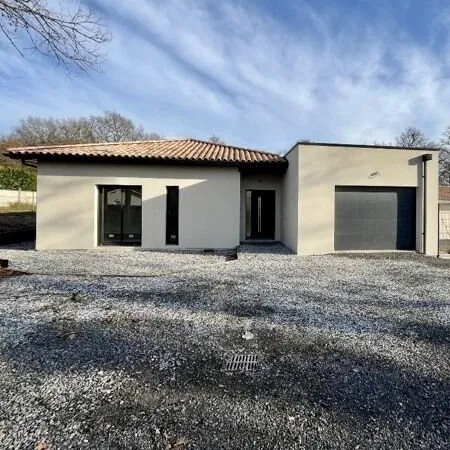 Contemporaine de 4 pièces principales