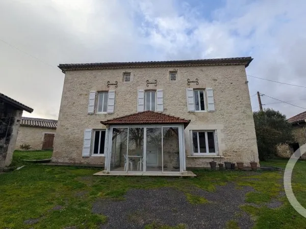 Maison 6 pièces 180 m²