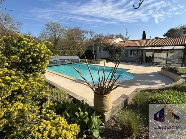 Maison 6 pièces 143 m²