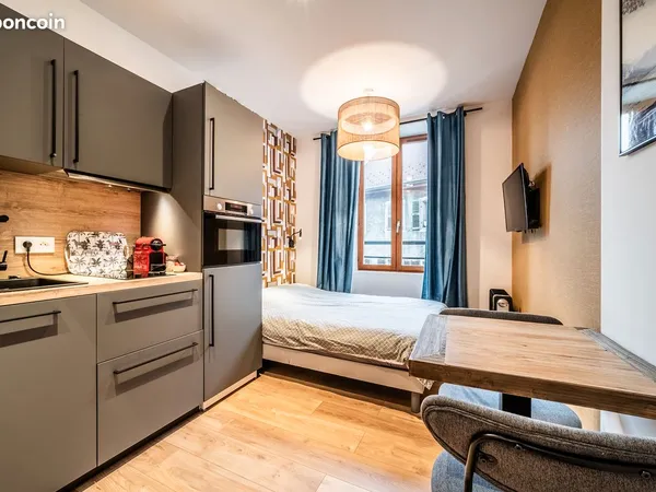 Studio 14,3m2 - Emplacement N°1 - Au coeur de la vielle ville
