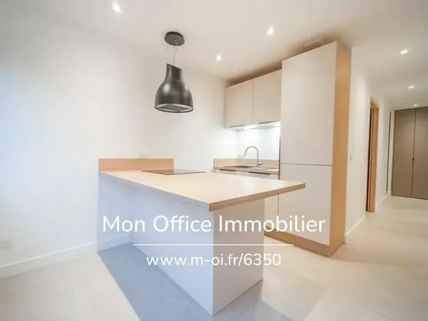 Référence : 6373-ANB. - Appartement 3 pièces rénové - deux balcons - à 5 min du lac