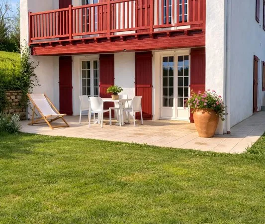 Loue appartement avec jardin privatif