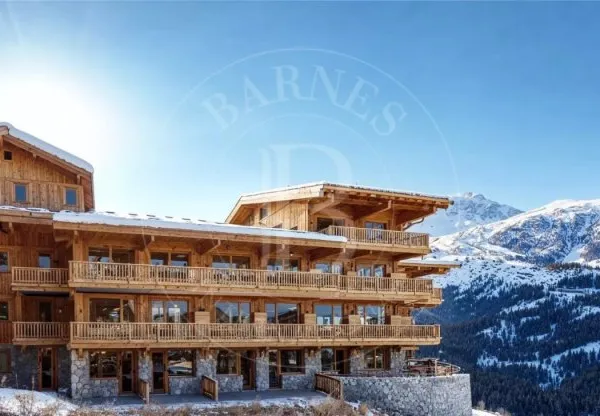 MÉRIBEL-MOTTARET — APPARTEMENT DUPLEX N°204, T4 SKIS AUX PIEDS