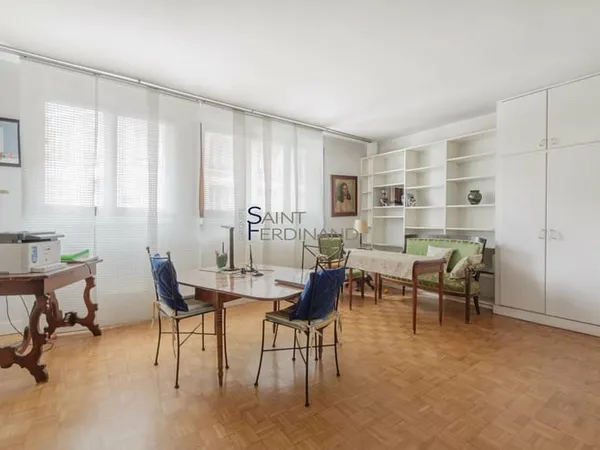 Paris 16 - Auteuil - Bureaux 61,80 m²