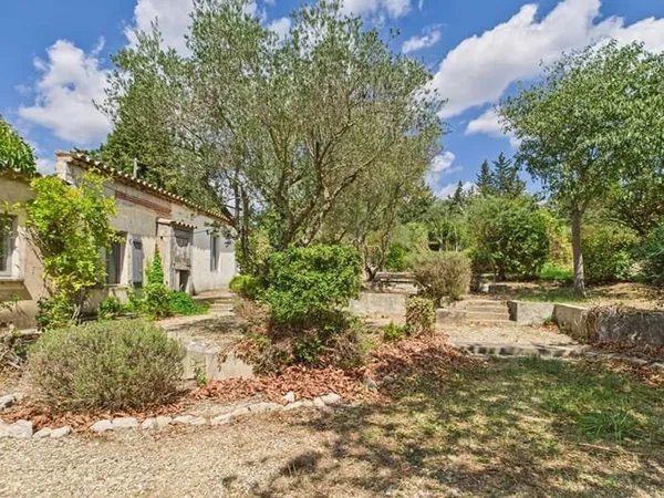 A VENDRE EXCLUSIVITE : jolie maison en campagne de Fontvieille