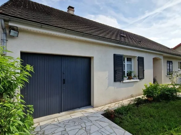 Maison de plain-pied 5 pièces 110 m²