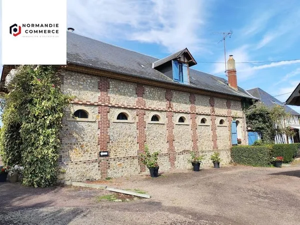 Maison 6 pièces 270 m²