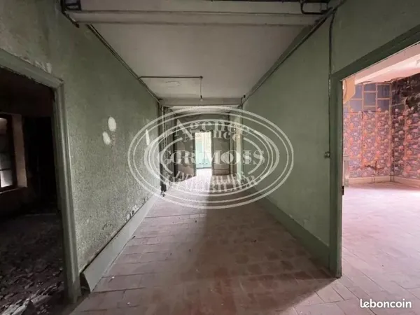 Maison 8 pièces 440 m²