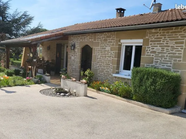 Maison 92m2 et véranda 15m2 St Vincent la Commanderie