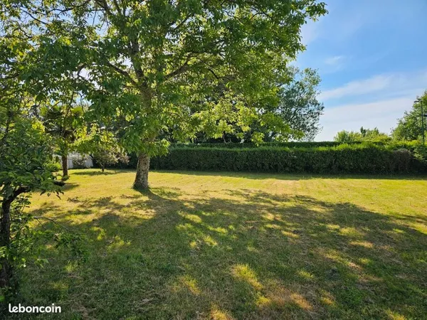 Terrain à Bâtir de 569m2, non viabilisé