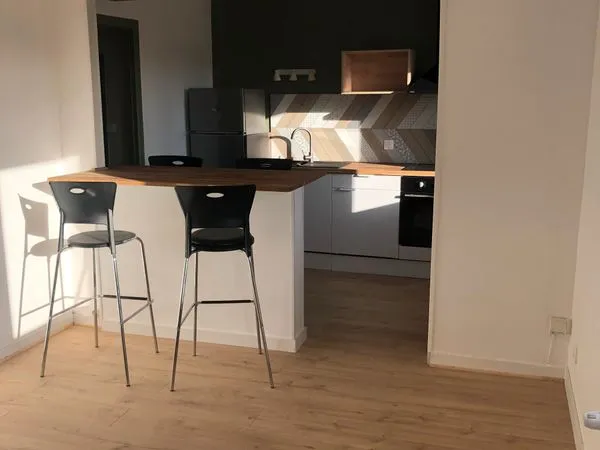Loue appartement T2