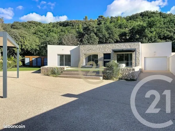 Villa 4 pièces 135 m²