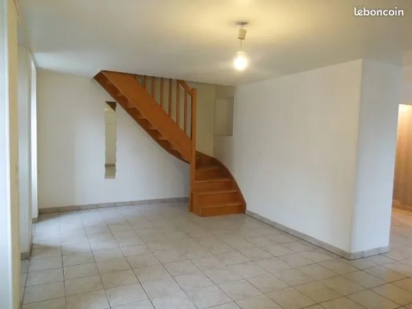 Maison de bourg, sans terrain