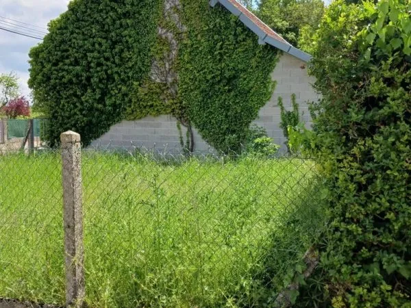 Grange et terrain constructible