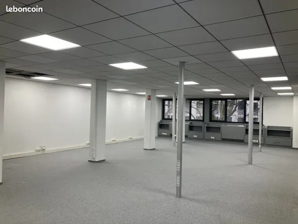 Bureaux 139 m² VILLEURBANNE