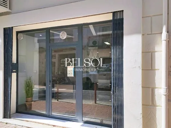 Local commercial rénové