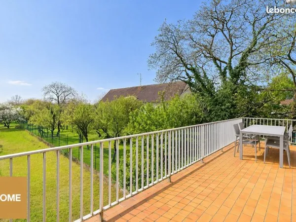 Maison 8 pièces 167 m²