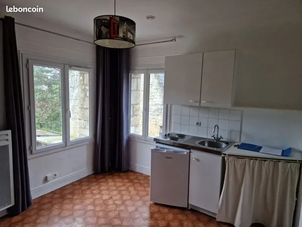 Beau studio dans le vieux Caen