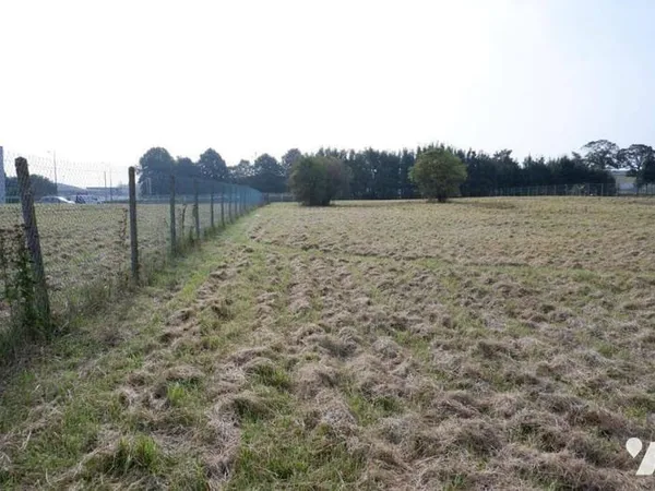 Terrain constructible 4045 m²