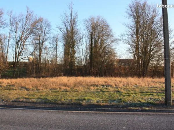 Terrain 1826 m² VATRY