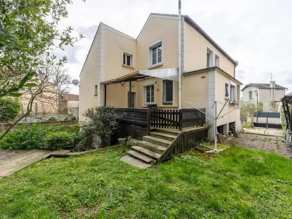 Maison 8 pièces 187 m²