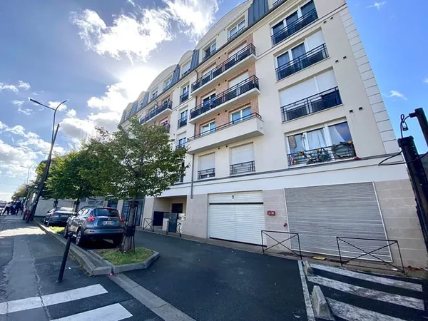 Appartement 2 pièces, 12 mins gare !