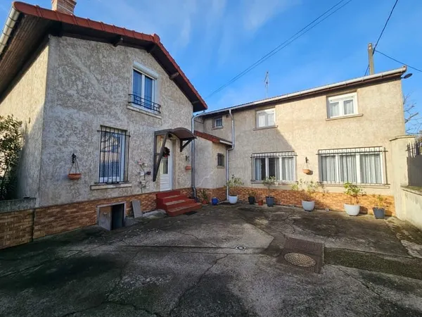 MAISON FAMILIALE 180m²