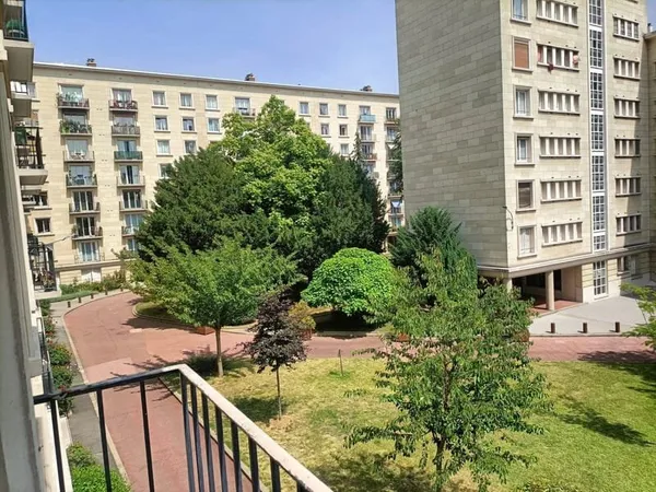 Paris 15e, Desnouettes, 2 pièces avec balcon