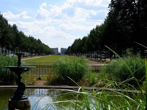 Terrain 873 m²