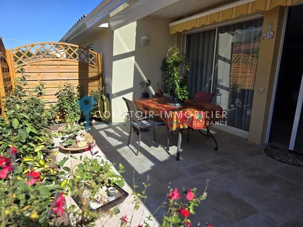 07 - RUOMS - LES SENORIALES T3 75 m2 + 1 parking + 1 GARAGE