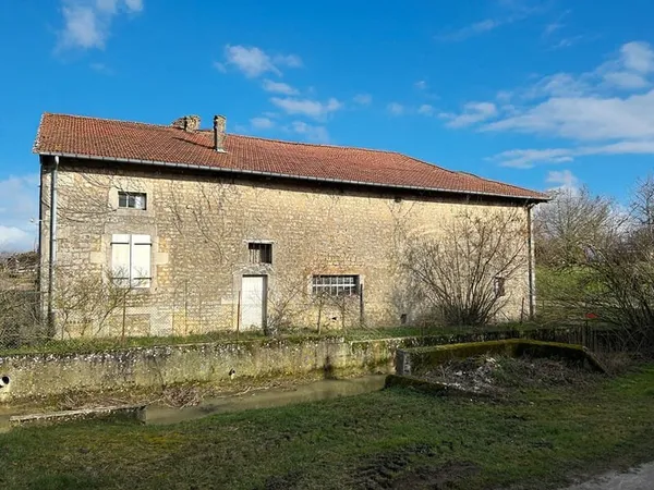 Maison - 6 pièces - grange - jardin - WOEL