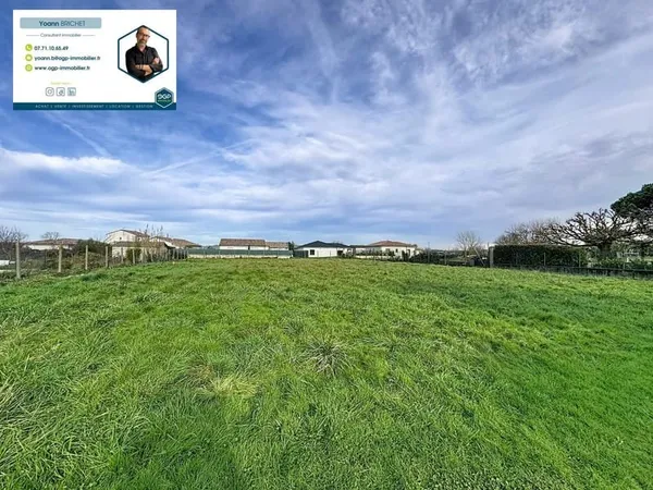 Terrain plat constructible 966m²